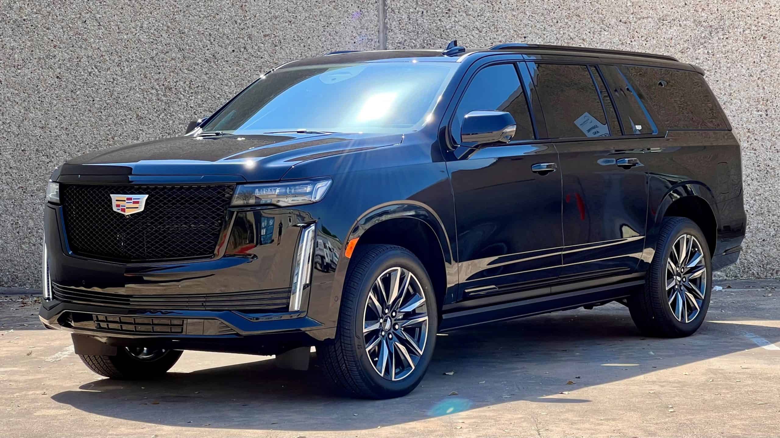 2022 Cadillac Escalade Esv Luxury