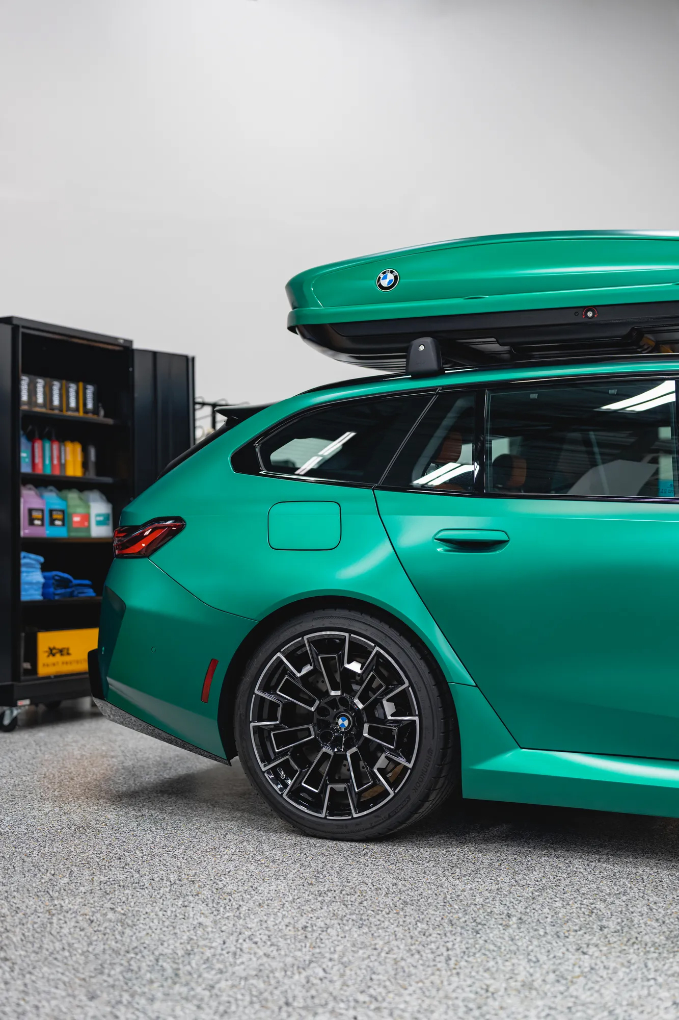 DAT-2025 BMW M5 Touring Wagon Isle of Man Green Stealth-67-1